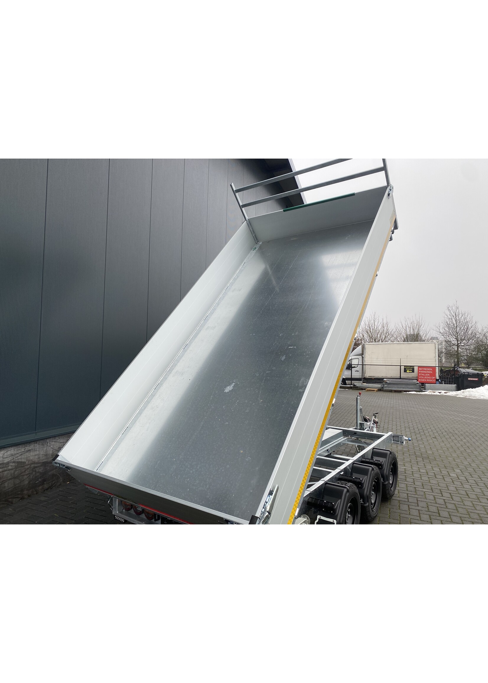 Eduard Eduard 3-zijdige kipper | 400 x 200 x 40 cm | 3.500 kg | Geremd ALL - IN AKTIE!