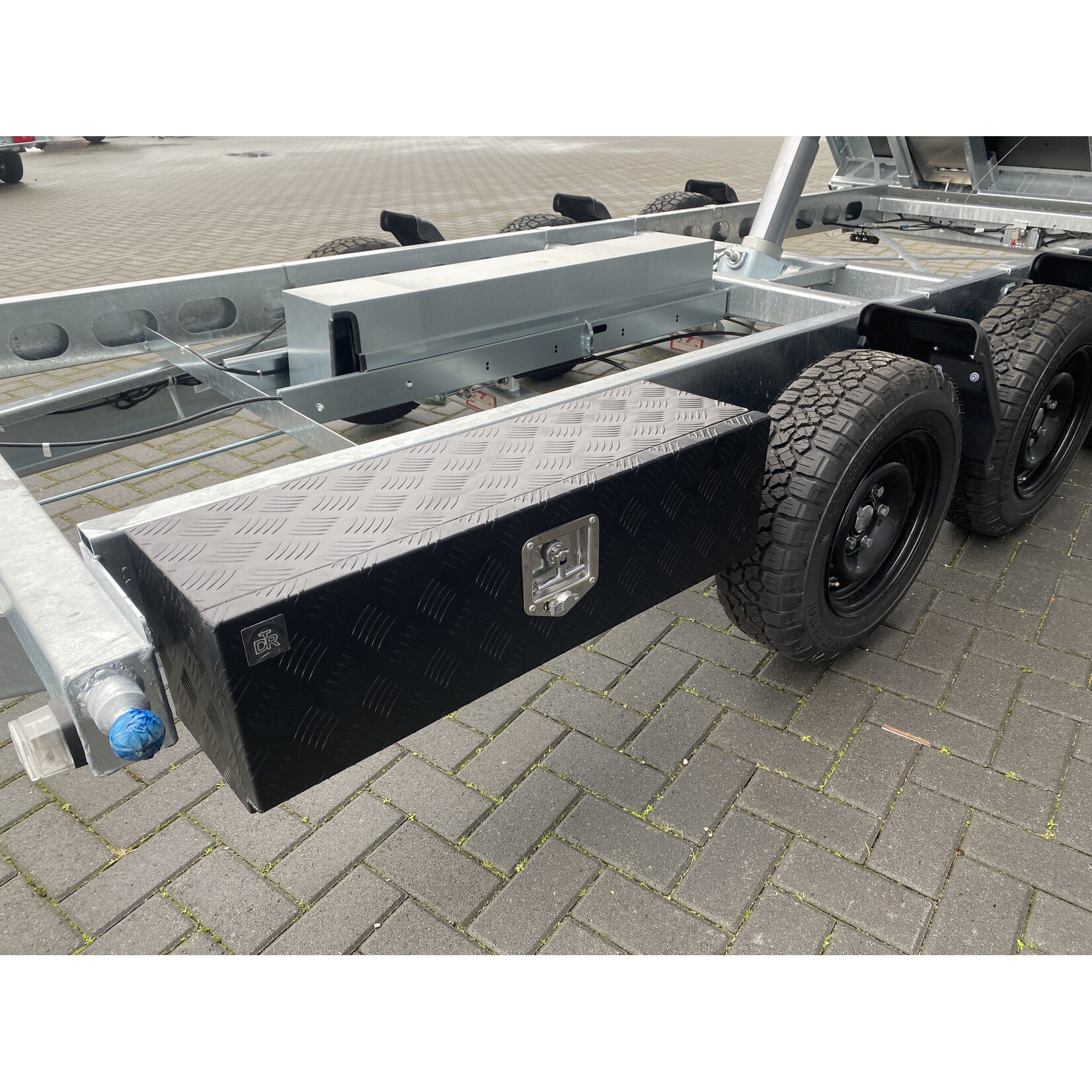 Eduard Eduard 3-zijdige kipper | 400 x 200 x 40 cm | 3.500 kg | Geremd ALL - IN AKTIE!