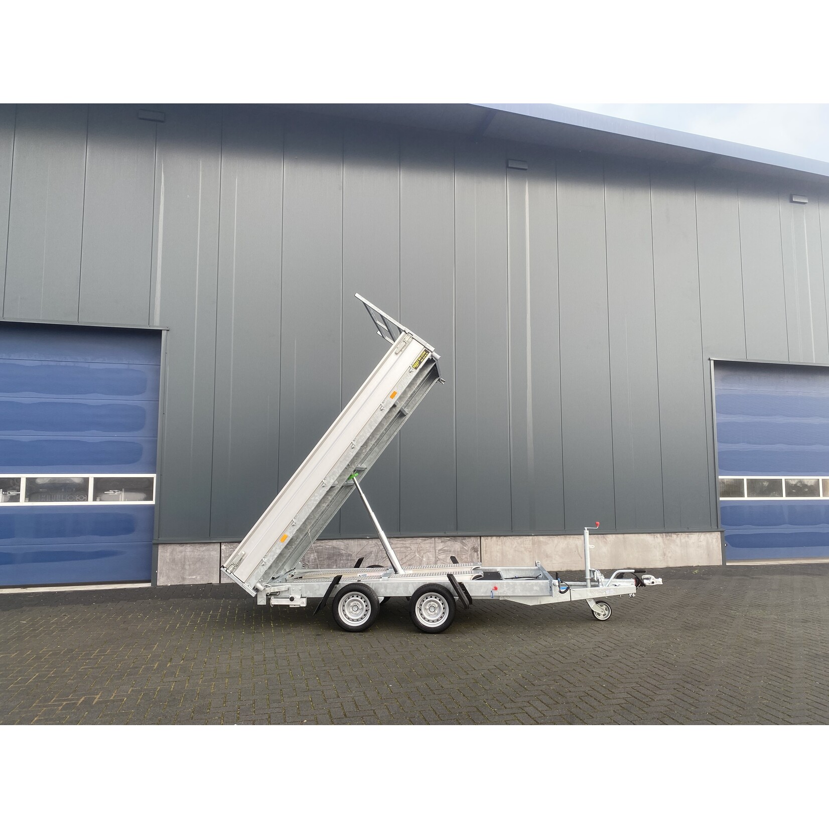 Hapert Hapert Cobalt HM-2 | 335 x 180 x 30 cm | 3.000 kg | Geremd ALL - IN AKTIE!