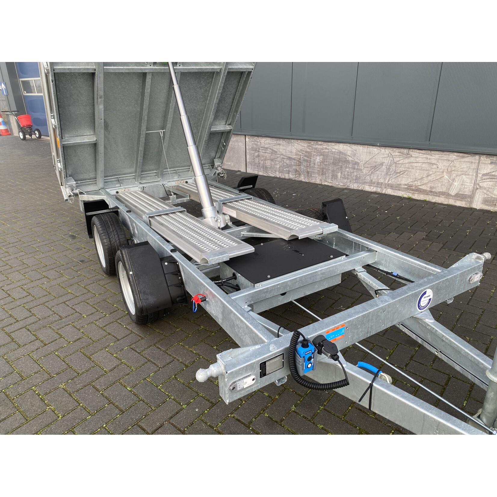 Hapert Hapert Cobalt HM-2 | 335 x 180 x 30 cm | 3.000 kg | Geremd ALL - IN AKTIE!