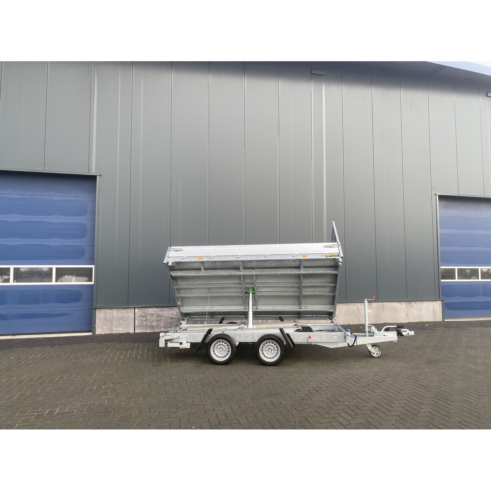 Hapert Hapert Cobalt HM-2 | 335 x 180 x 30 cm | 3.000 kg | Geremd ALL - IN AKTIE!