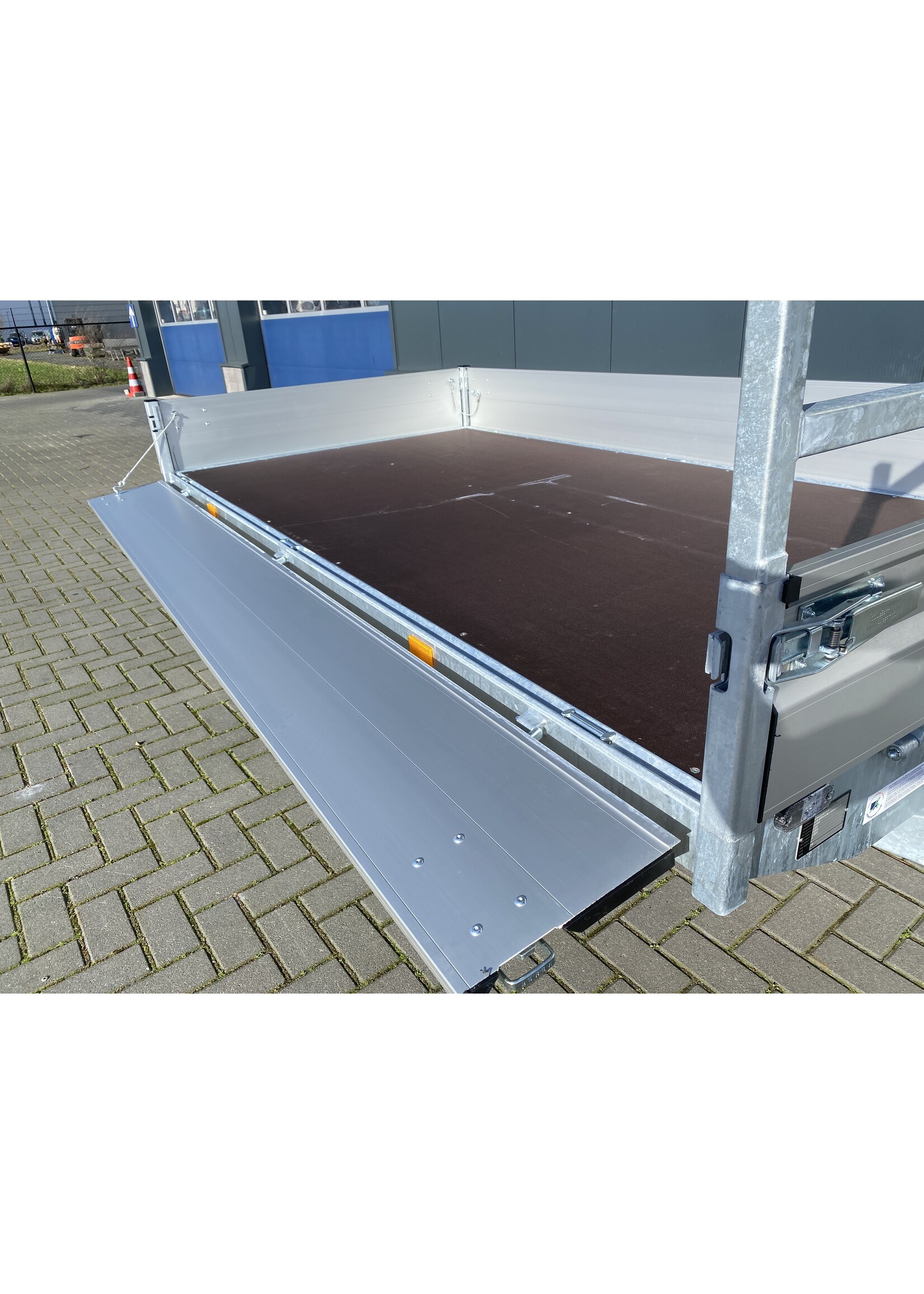 Hapert Hapert Azure H-2 |  305 x 160 x 30 cm | 2.000 kg | Geremd ALL - IN AKTIE!