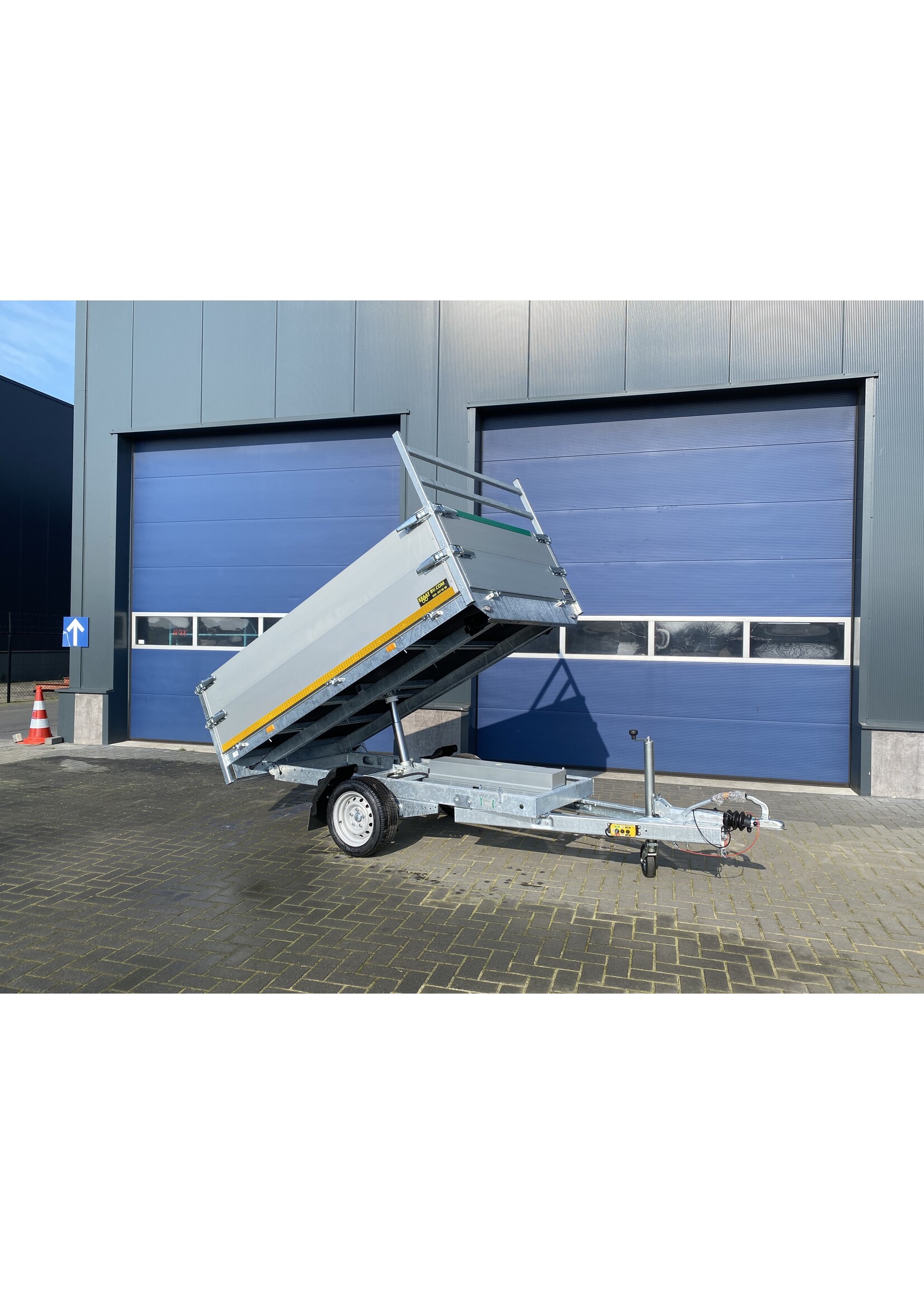 eduard Eduard kipper elektrisch bediend | 260 x 150 x 60 cm | 1.350  kg | Geremd ALL - IN AKTIE!