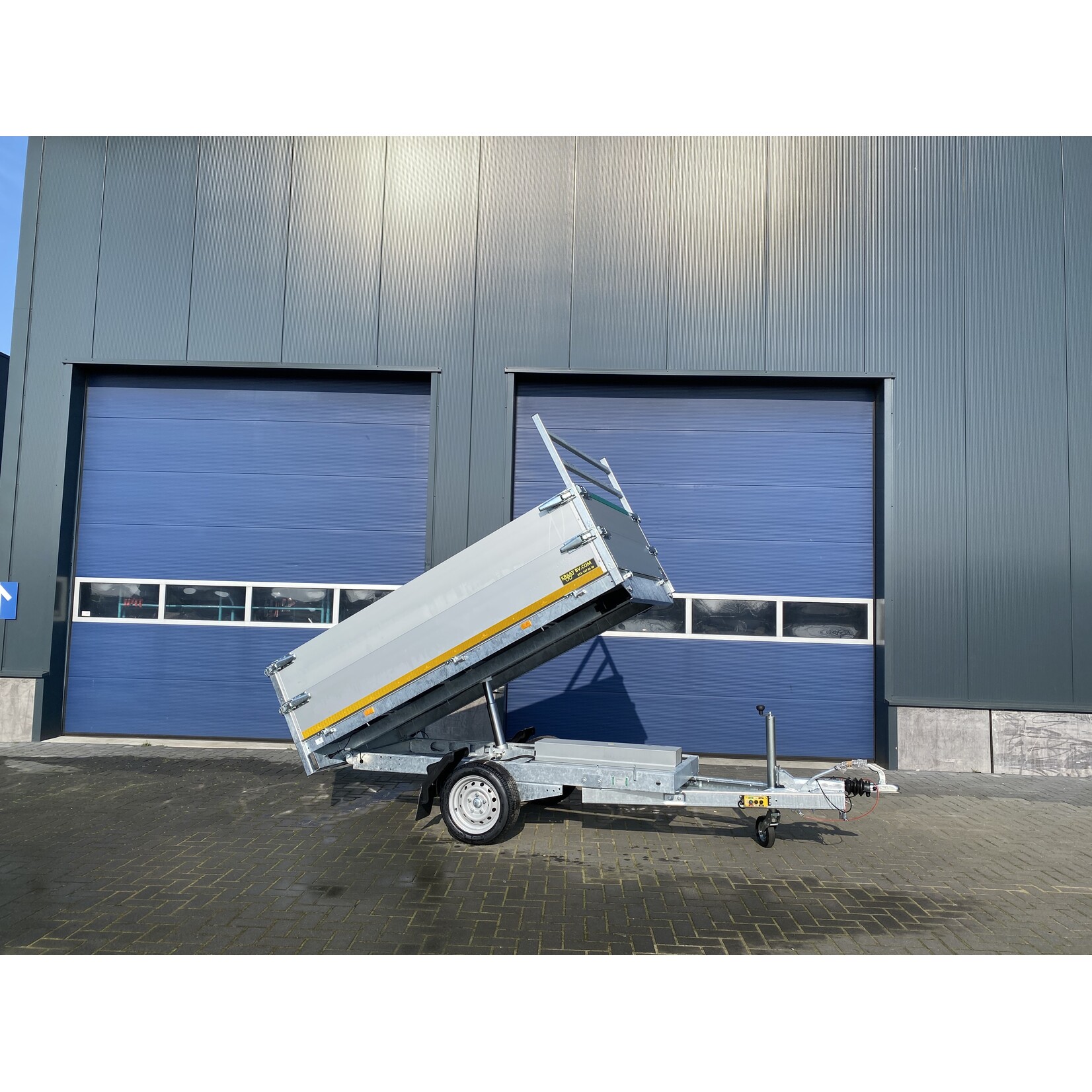 eduard Eduard kipper elektrisch bediend | 260 x 150 x 60 cm | 1.350  kg | Geremd ALL - IN AKTIE!