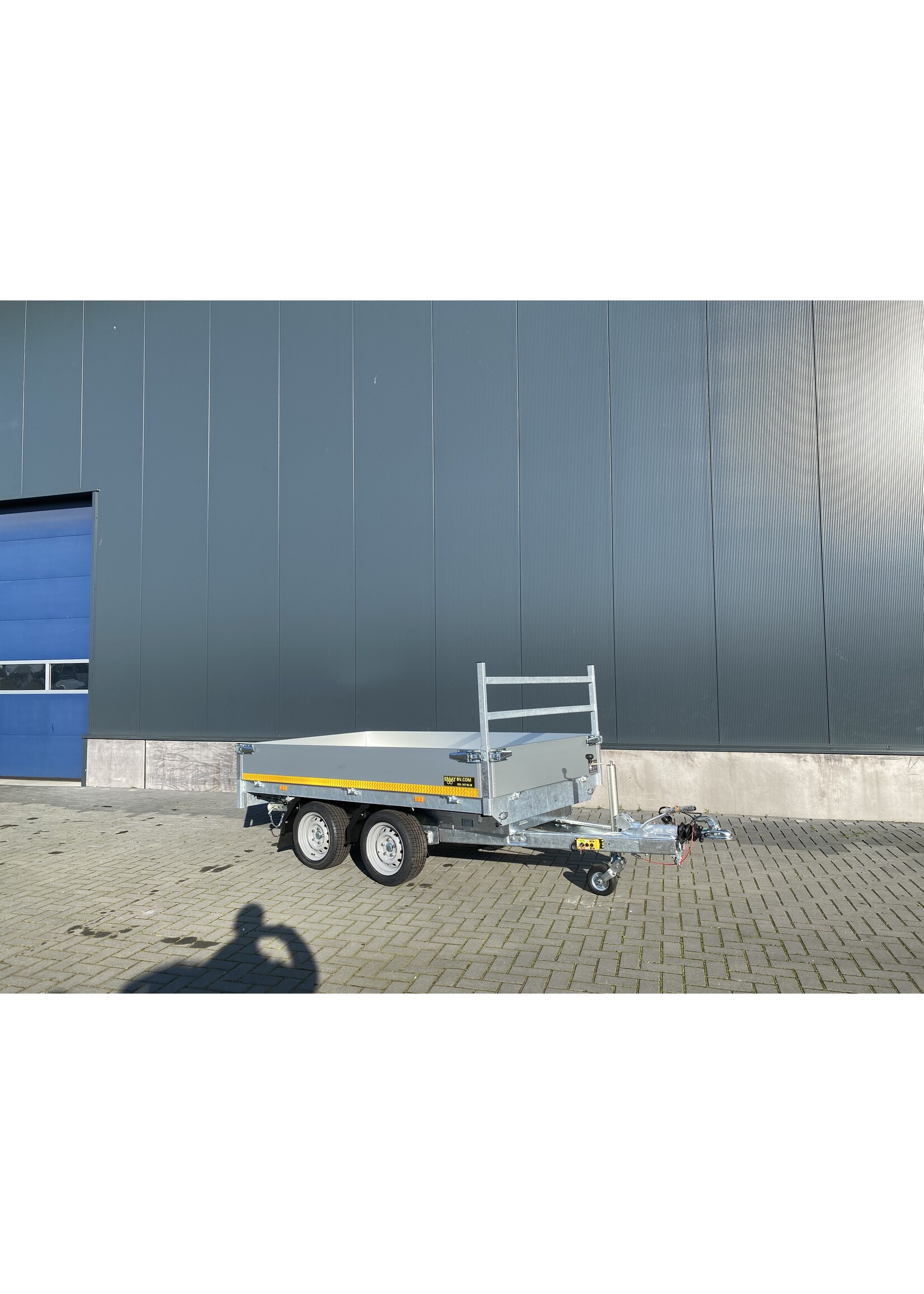 eduard Eduard kipper | 260 x 150 x 30 cm | 2.000 kg | Geremd ALL - IN AKTIE!