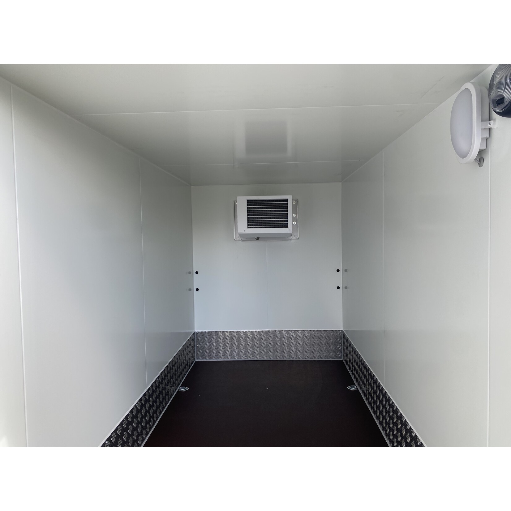 Bockmann Bockmann koelaanhangwagen | 247 x 127 x 150 cm | 1.500 kg | Geremd ALL - IN AKTIE!