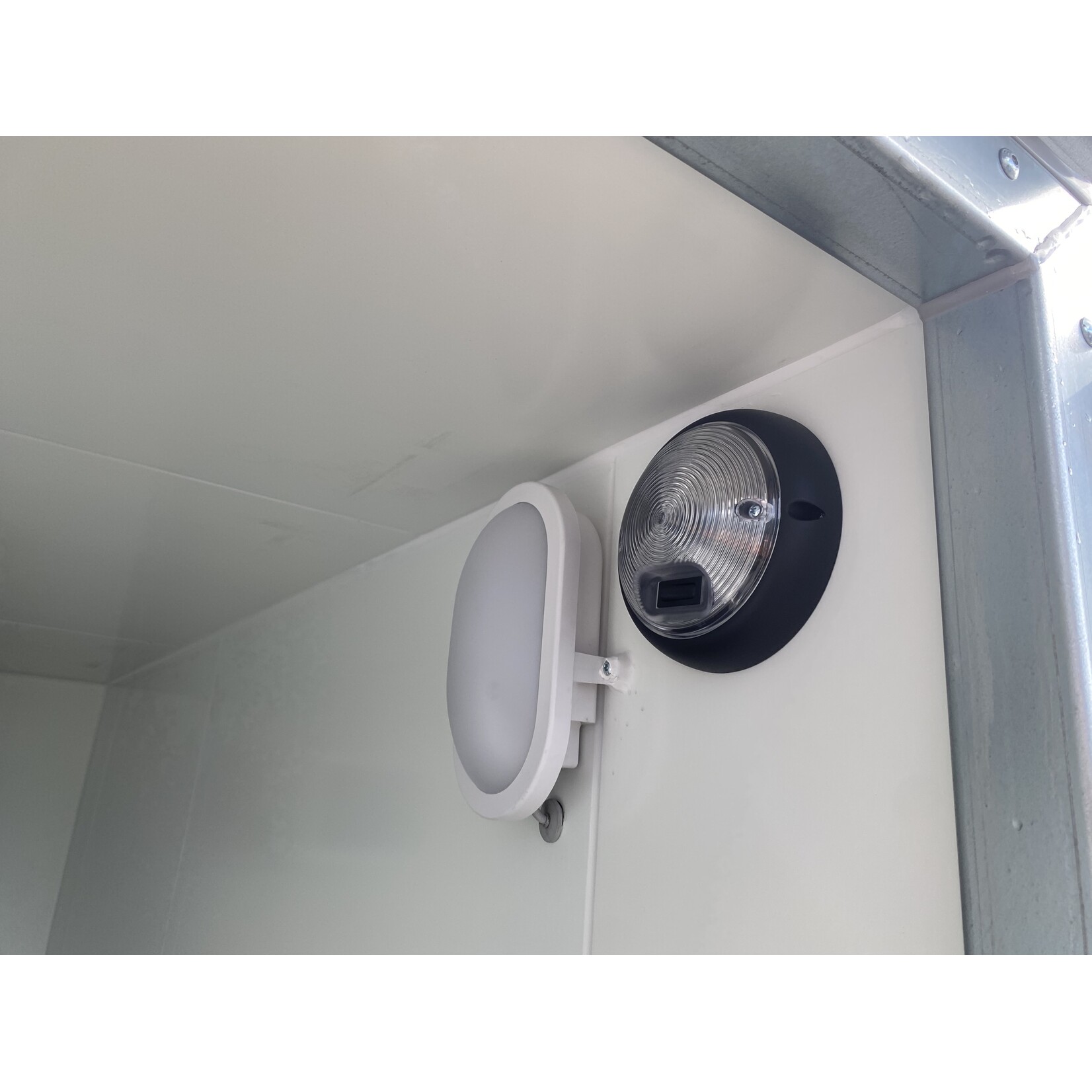 Bockmann Bockmann koelaanhangwagen | 247 x 127 x 150 cm | 1.500 kg | Geremd ALL - IN AKTIE!