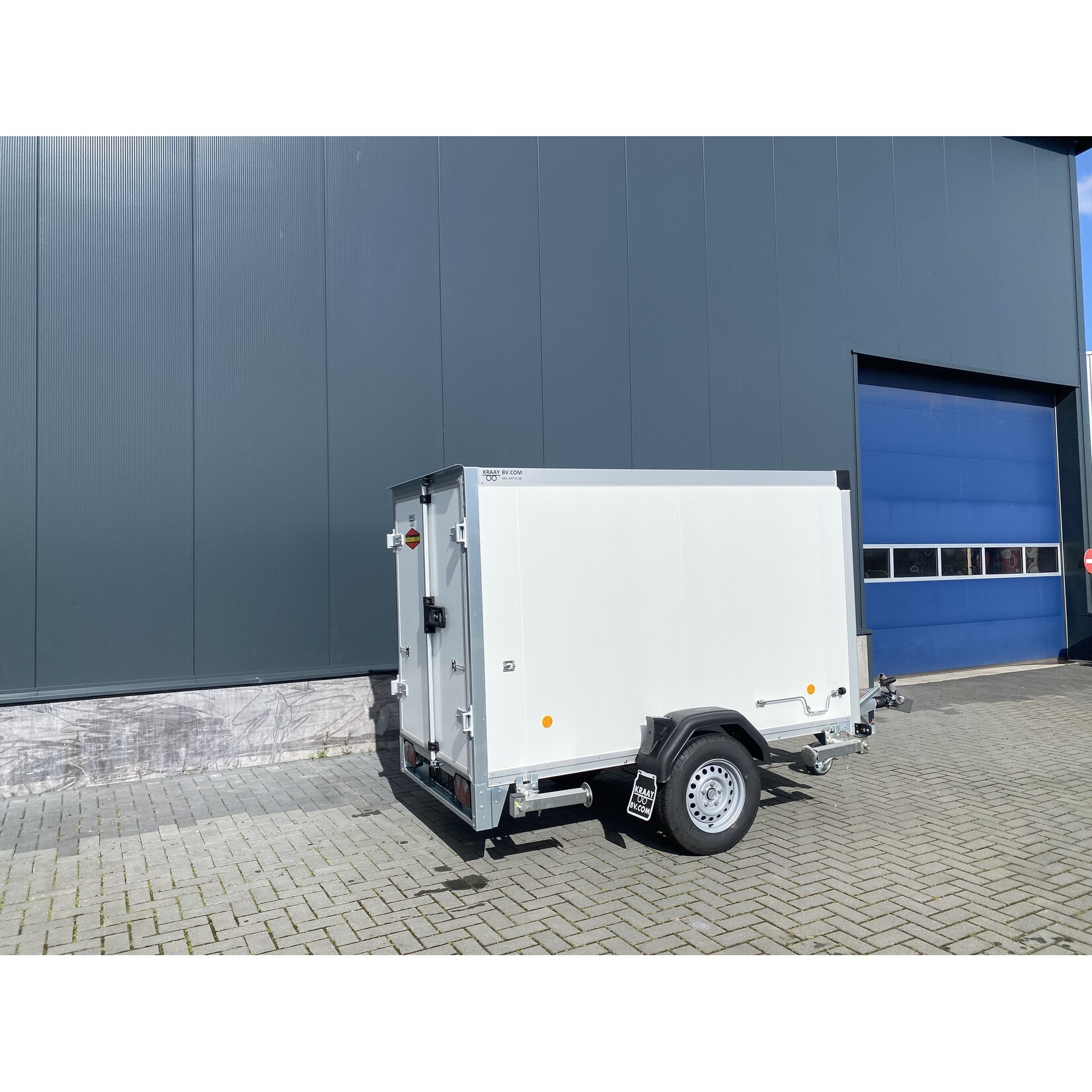 Verhuur | Böckmann Koelaanhangwagen 248 x 127 x 150 Cm