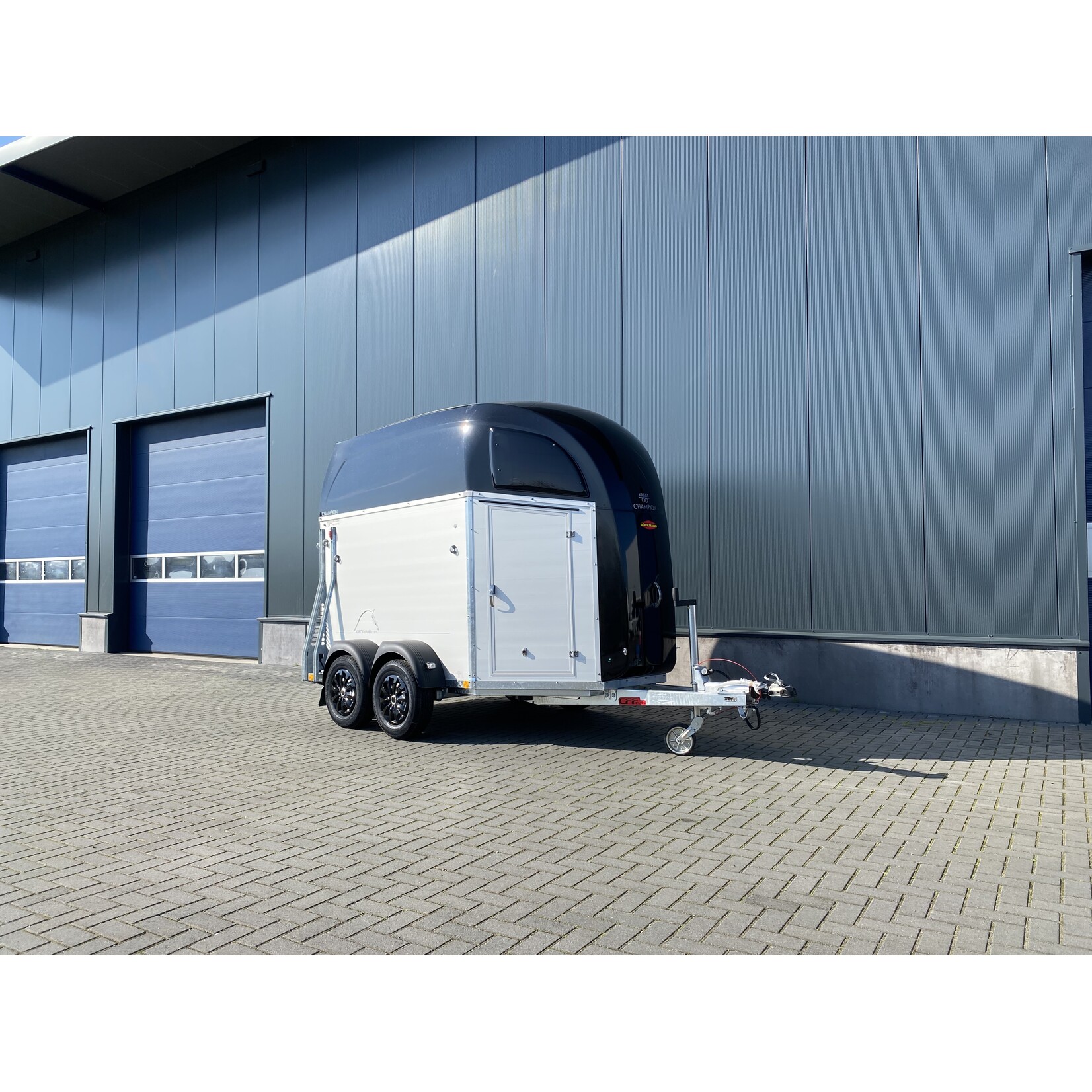 Bockmann Böckmann Champion R Black Edition | 2.400 Kg | Trapbescherming & Zadelkamer ALL-IN AKTIE