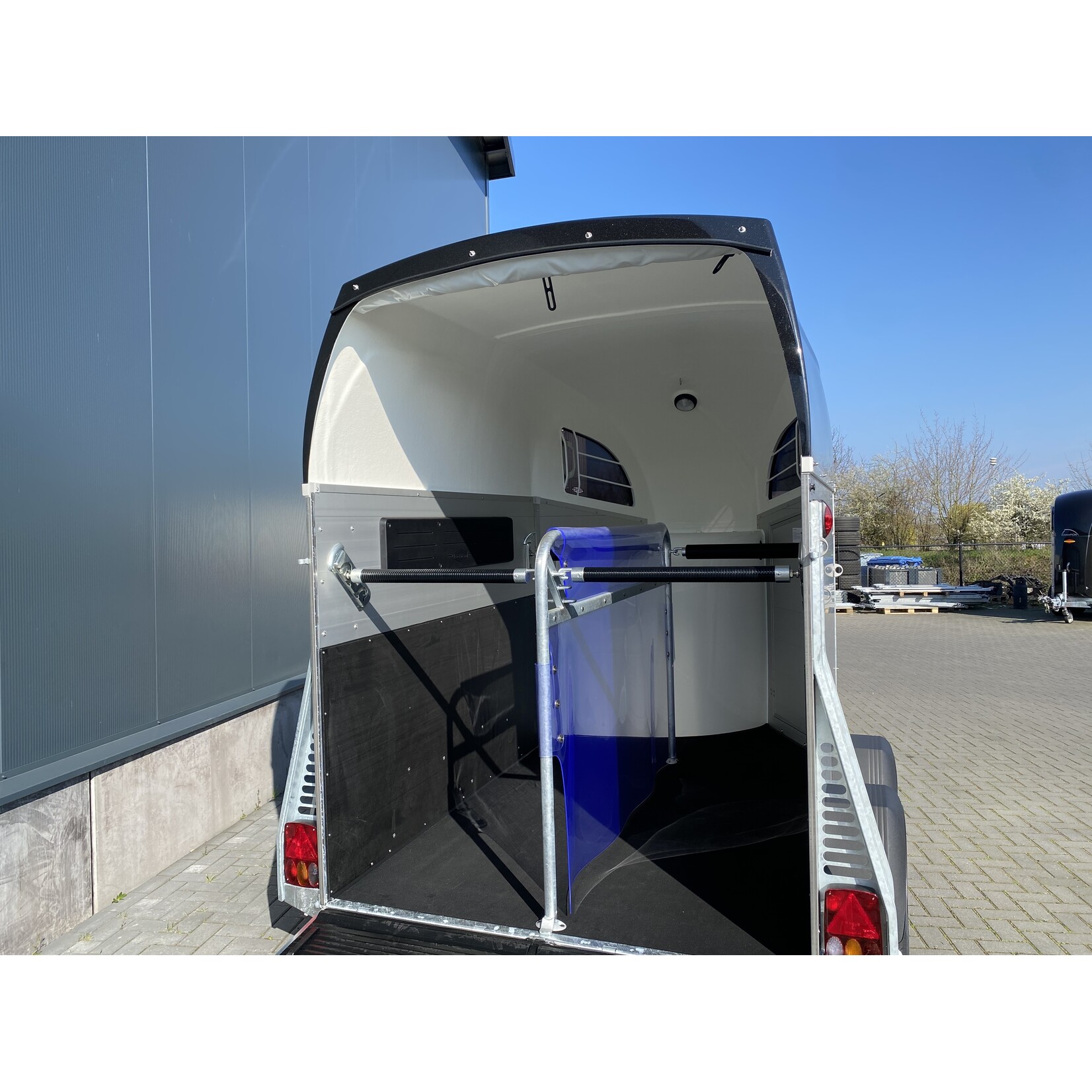 Bockmann Böckmann Champion R Black Edition | 2.400 Kg | Trapbescherming & Zadelkamer ALL-IN AKTIE