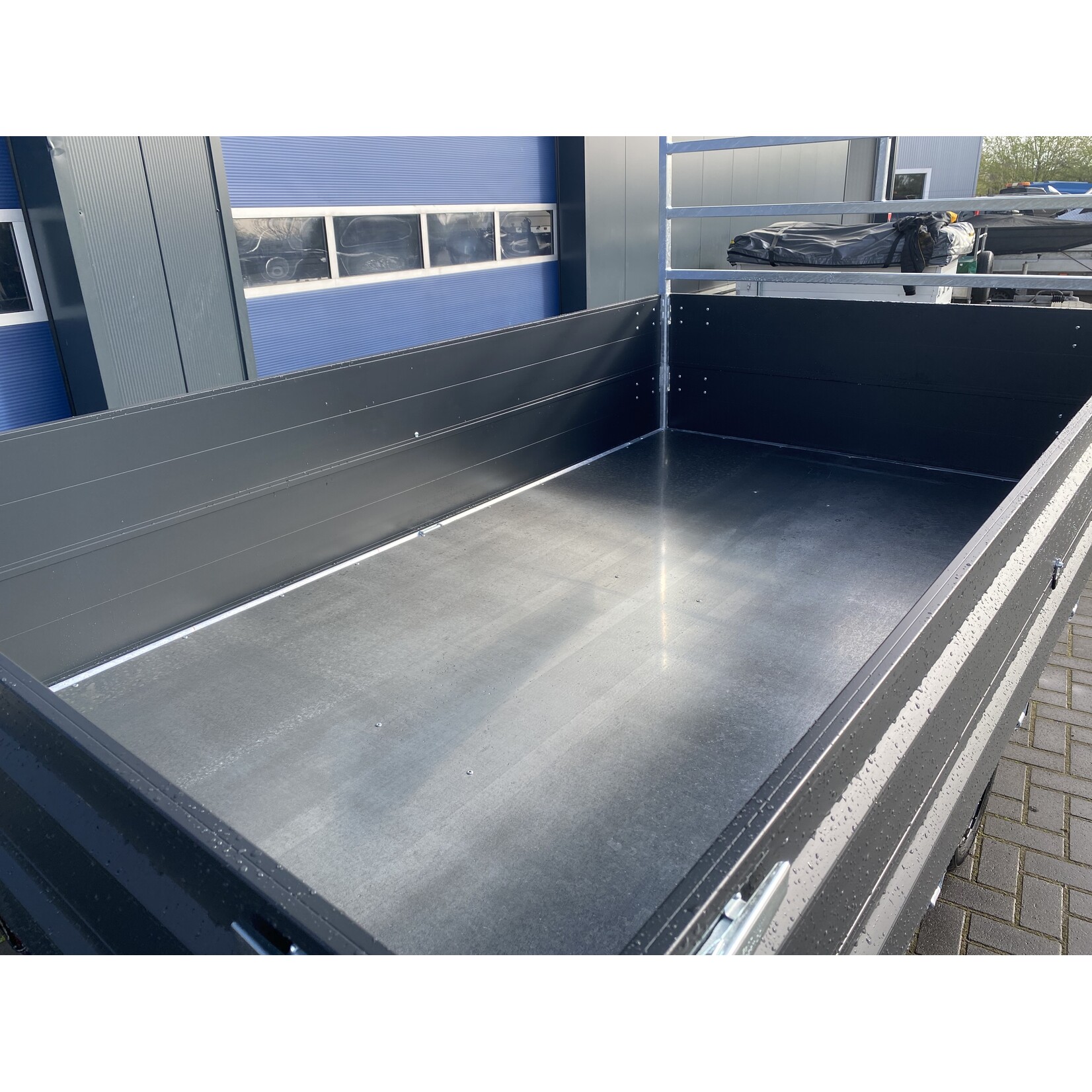 Hapert Hapert Cobalt HM-2 | 305 x 180 x 60 cm | 3.000 kg | Geremd ALL - IN AKTIE!