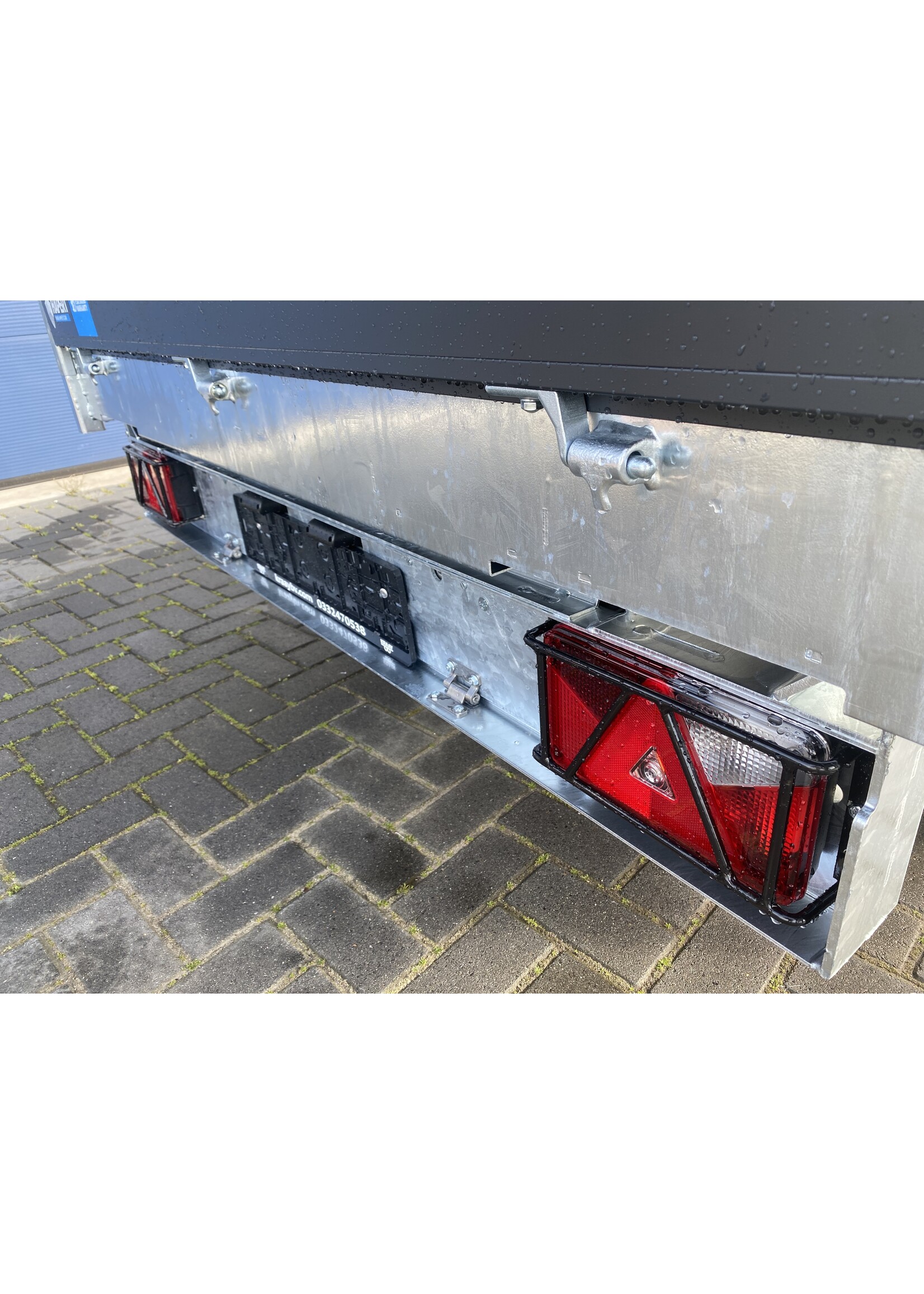 Hapert Hapert Cobalt HM-2 | 305 x 180 x 60 cm | 3.000 kg | Geremd ALL - IN AKTIE!