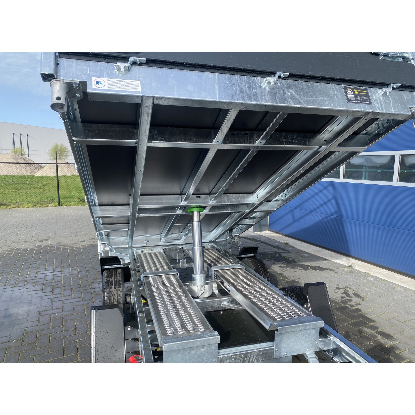 Hapert Hapert Cobalt HM-2 | 305 x 180 x 60 cm | 3.000 kg | Geremd ALL - IN AKTIE!