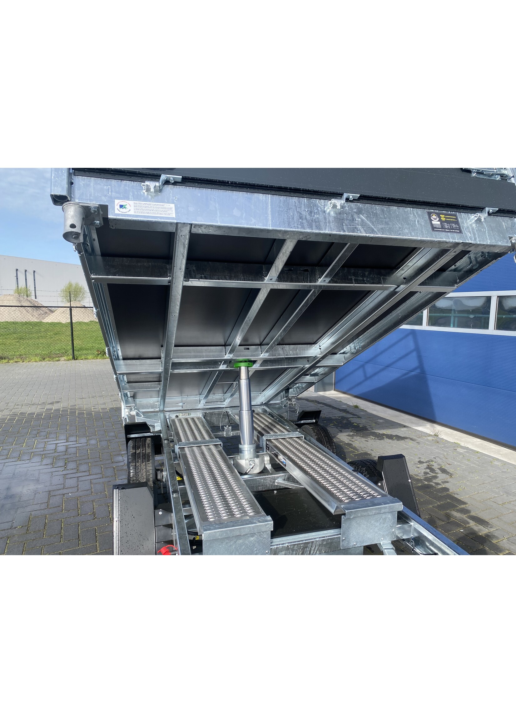 Hapert Hapert Cobalt HM-2 | 305 x 180 x 60 cm | 3.000 kg | Geremd ALL - IN AKTIE!