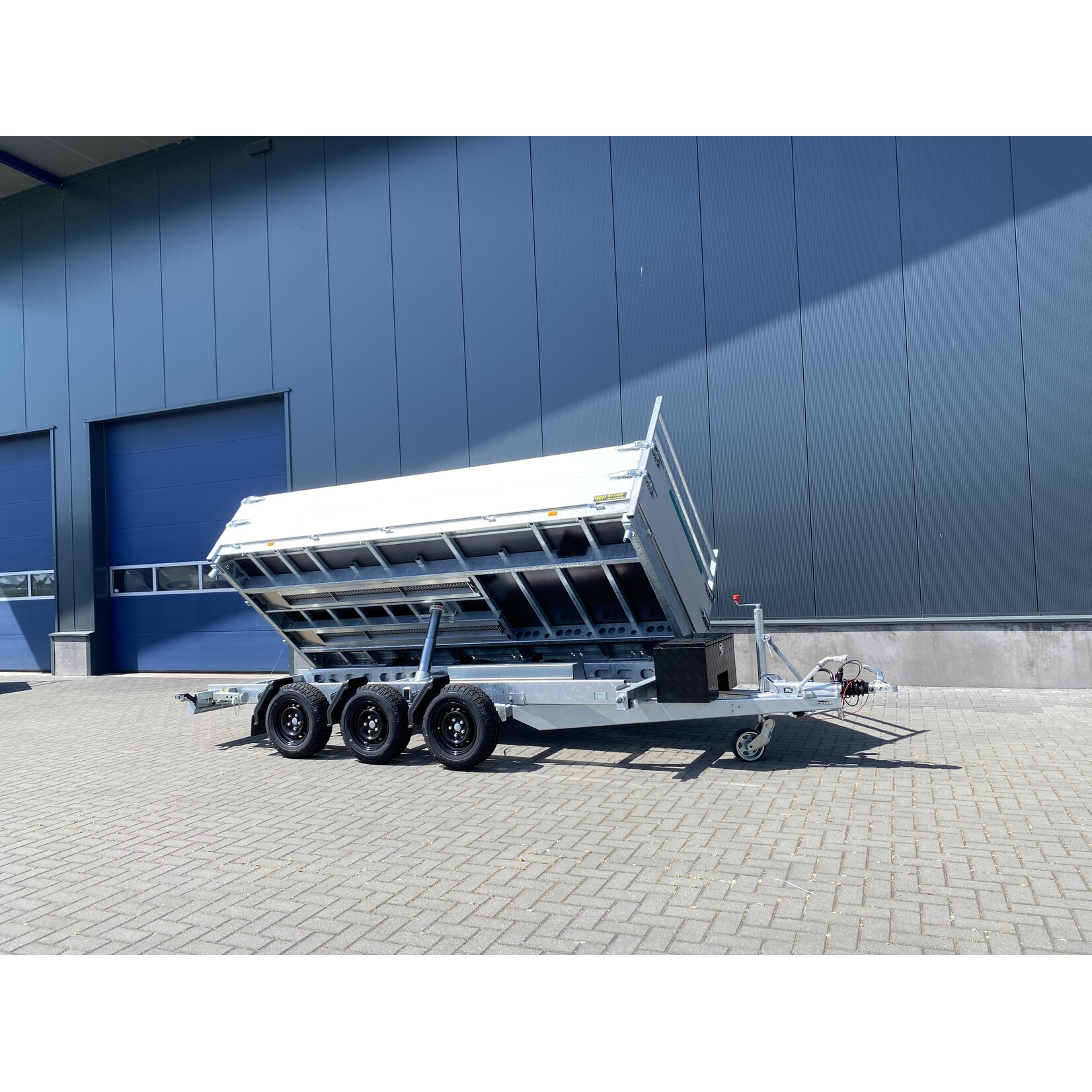 eduard Eduard 3-zijdige kipper | 400 x 180 x 60 cm | 3.500 kg | Incl. vele extra opties!