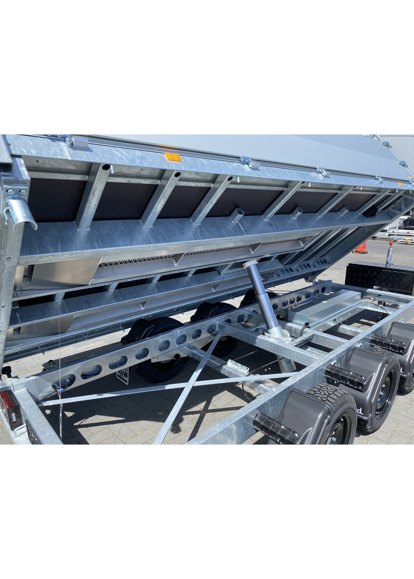 eduard Eduard 3-zijdige kipper | 400 x 180 x 60 cm | 3.500 kg | Incl. vele extra opties!