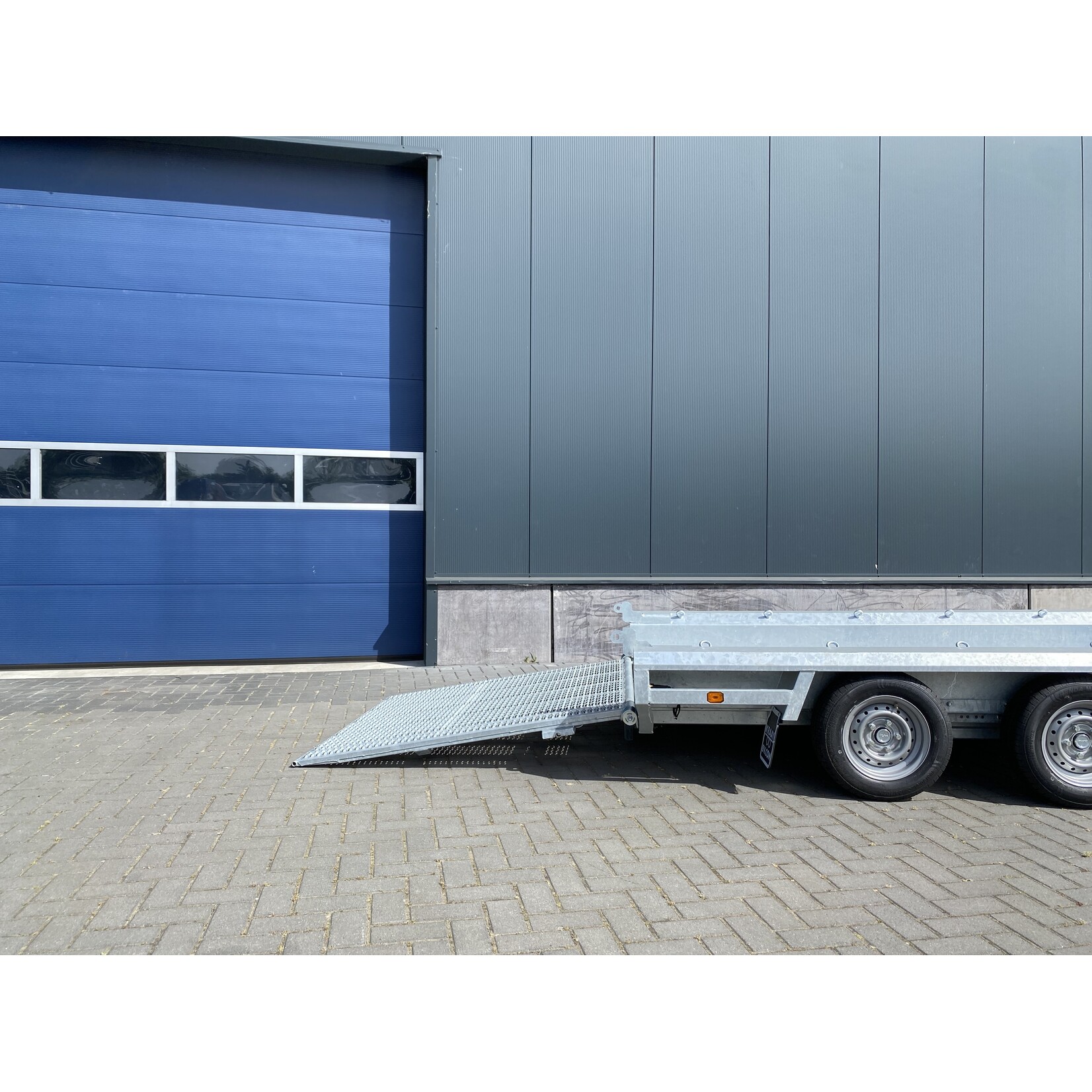 Hulco Hulco Terrax -2 | 294 x150 x 27 Cm | 3.000 Kg | 150 Cm Klep | ALL-IN AKTIE!