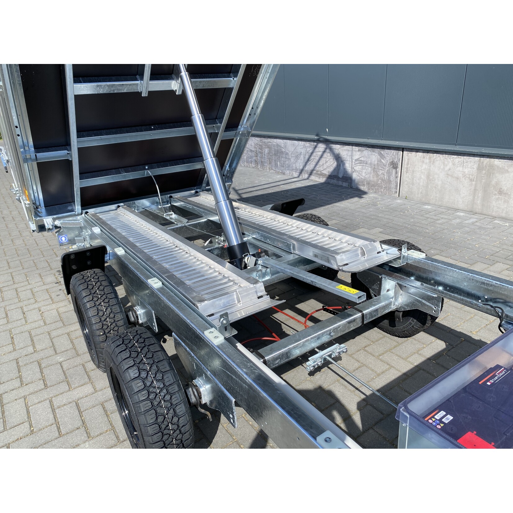 Bockmann Bockmann 3-zijdige kipper | 374 x 180 x 70 cm | 3.500 kg | Geremd ALL - IN AKTIE!