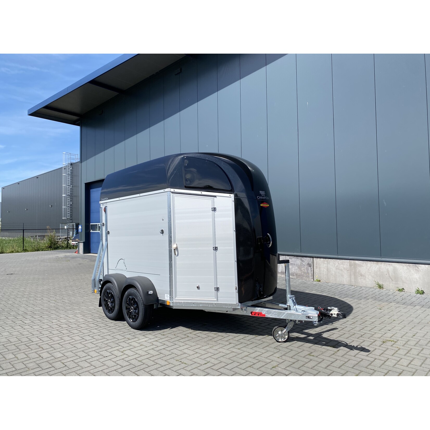 Bockmann  Böckmann Champion R Black Edition | 2.400 kg | Trapbescherming & Zadelkamer  ALL - IN AKTIE!