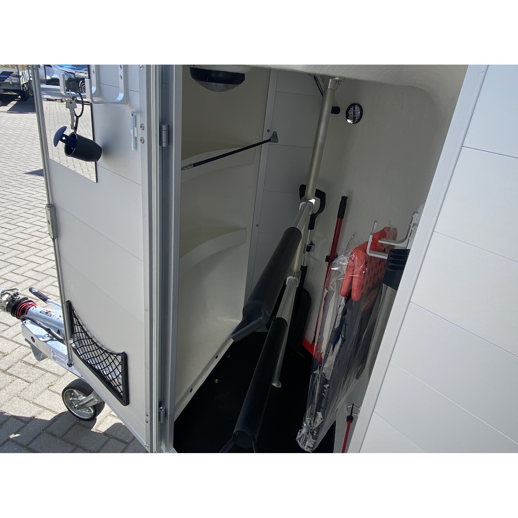 Bockmann  Böckmann Champion R Black Edition | 2.400 kg | Trapbescherming & Zadelkamer  ALL - IN AKTIE!