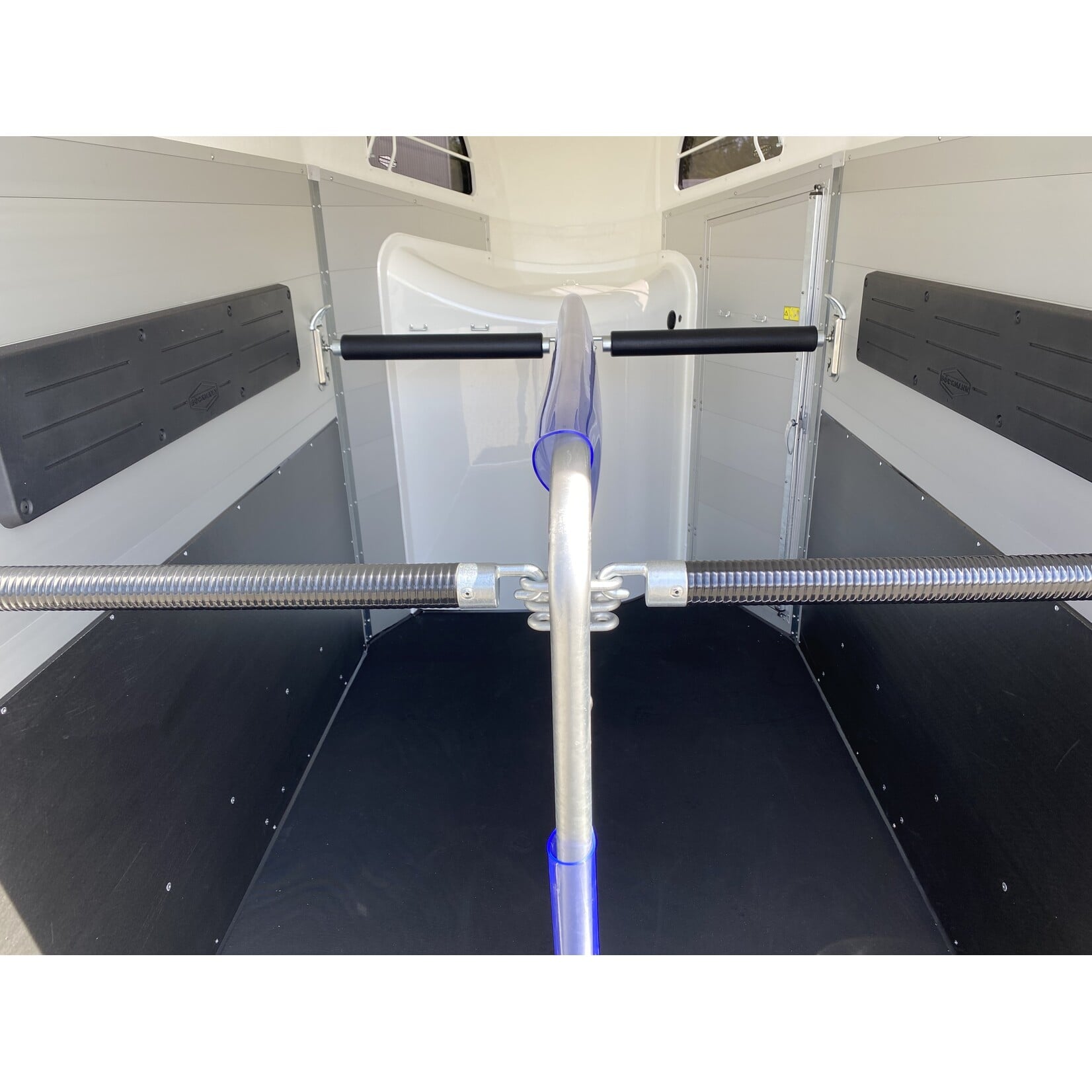 Bockmann  Böckmann Champion R Black Edition | 2.400 kg | Trapbescherming & Zadelkamer  ALL - IN AKTIE!