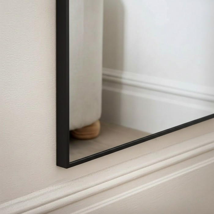 Boogspiegel Kaja Zwart met Staander 47x160 cm