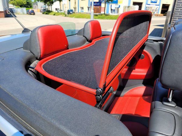 Renault Windscherm Renault Megane 3 rood Renault Windscherm Renault Megane 3 rood