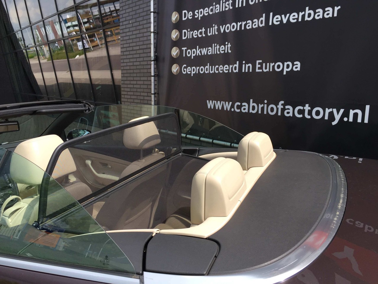 Volkswagen Windscherm VW EOS beige Volkswagen Windscherm VW EOS beige