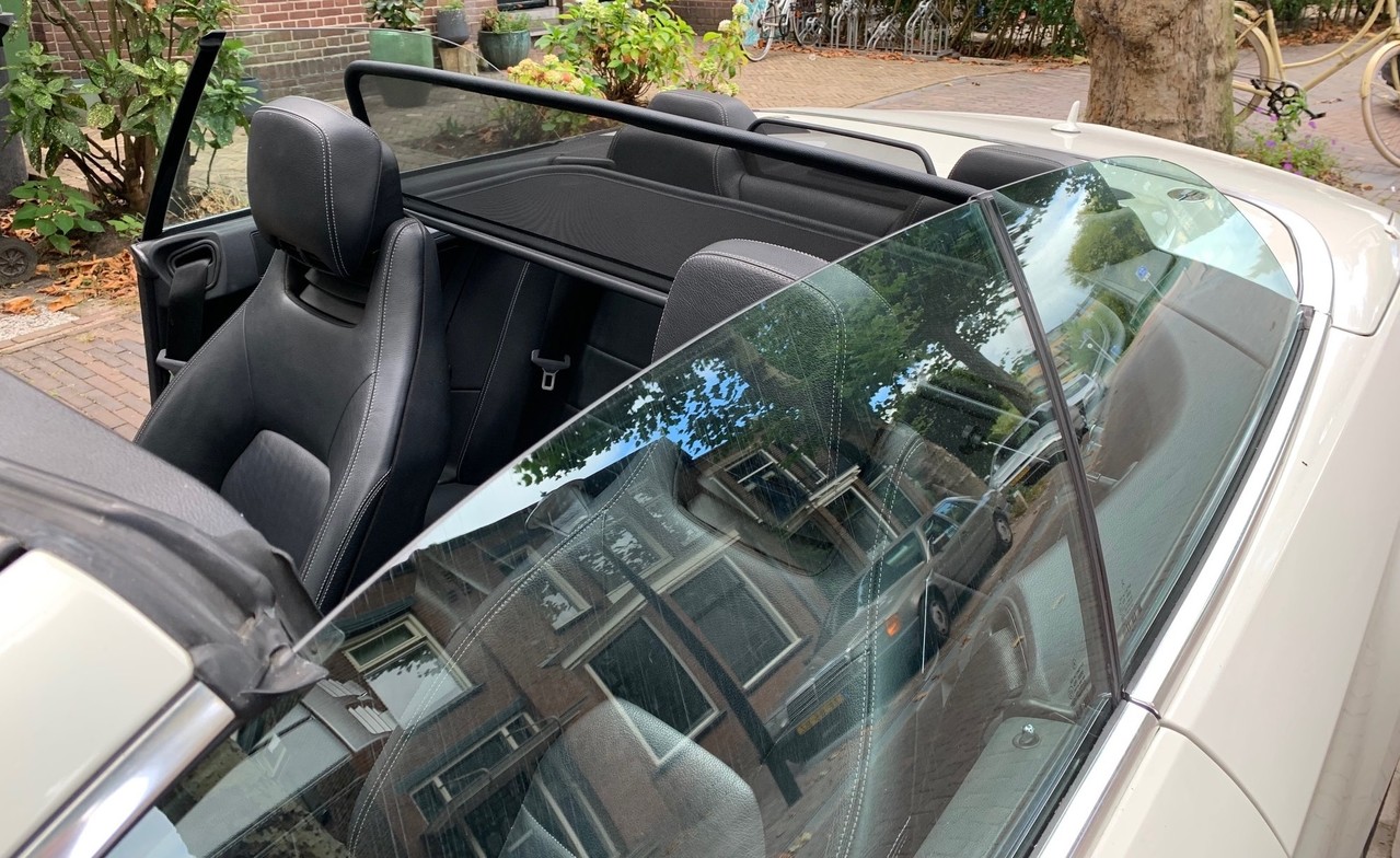 Mercedes Windscherm Mercedes E A207 beige Mercedes Windscherm Mercedes E A207 beige