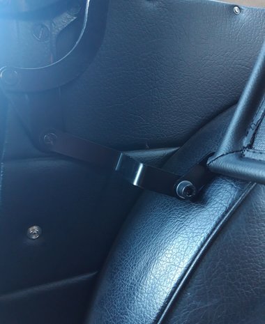 Triumph Windscherm Triumph TR4-TR6 beige Triumph Windscherm Triumph TR4-TR6 beige