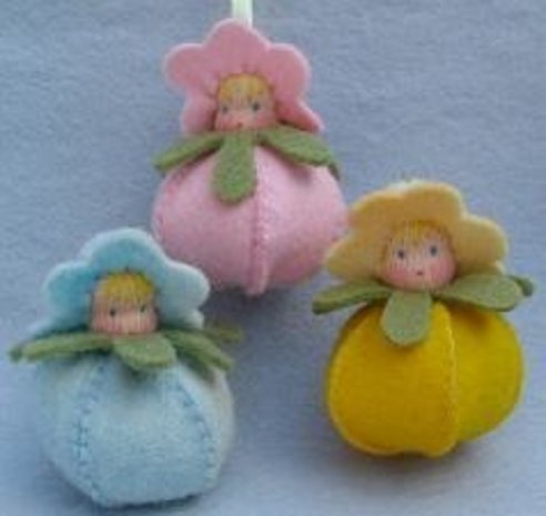 Atelier Pippilotta Drie lentekindjes - Zelfmaakpakketje Atelier Pippilotta Drie lentekindjes - Zelfmaakpakketje