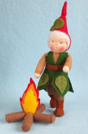 Atelier Pippilotta Kabouter met vuurtje - Zelfmaakpakketje Atelier Pippilotta Kabouter met vuurtje - Zelfmaakpakketje