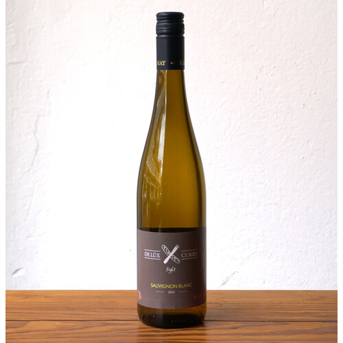 Karl May De Lüx Curry Sauvignon Blanc 2023