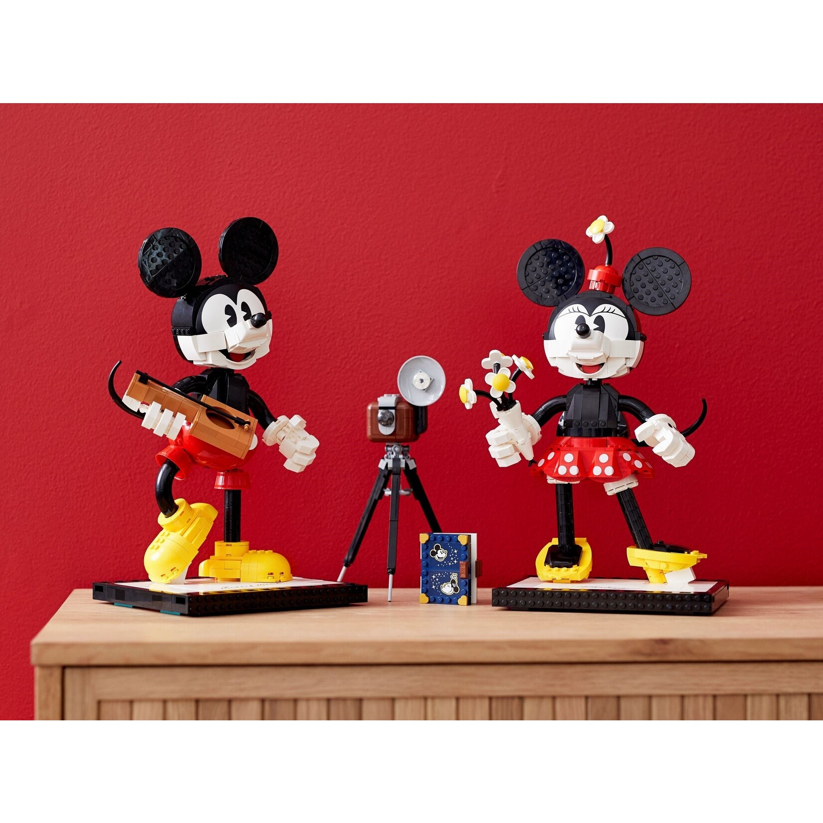 LEGO Mickey Mouse & Minnie Mouse personages om zelf te bouwen 43179