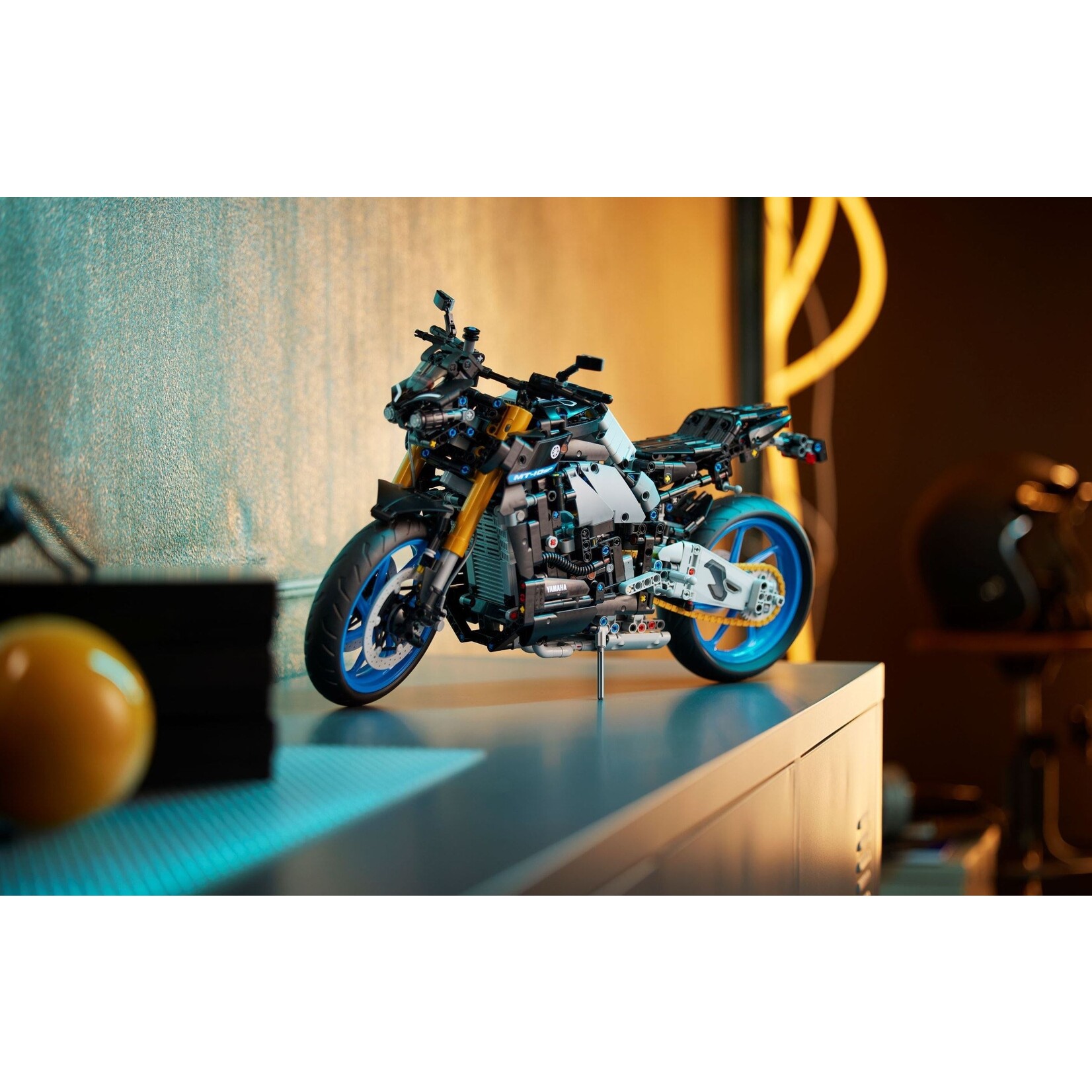 LEGO Yamaha MT-10 SP - 42159