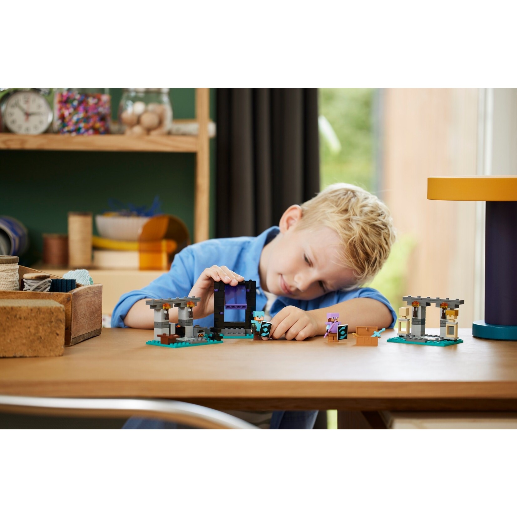 LEGO De wapensmederij - 21252