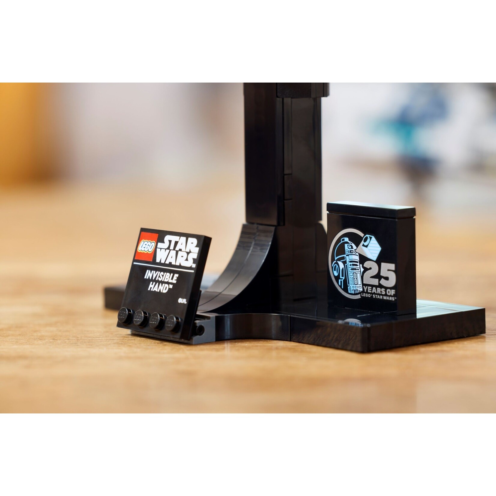 LEGO Invisible Hand - 75377