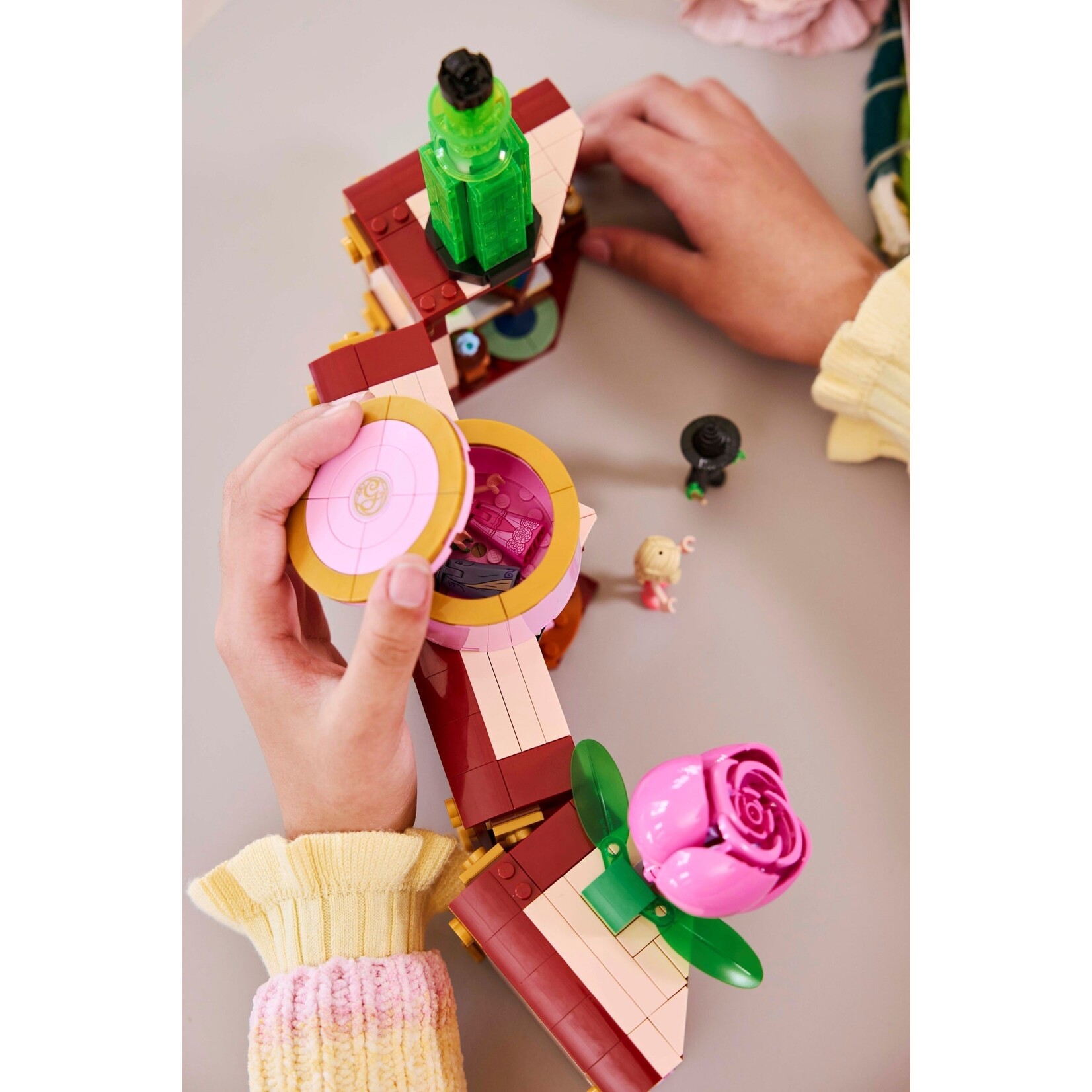 LEGO Glinda en Elphaba's slaapzaal - 75683