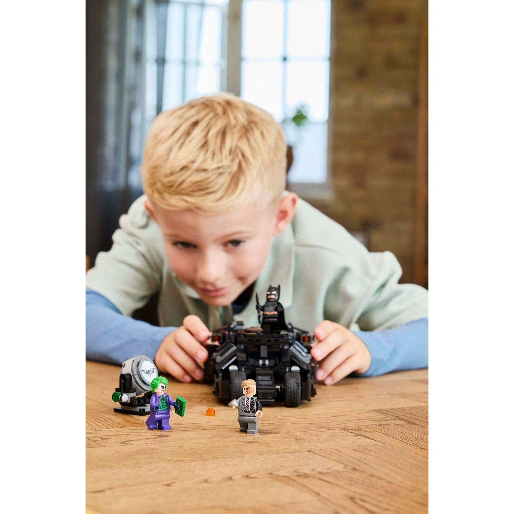 LEGO Batman™ Tumbler vs. Two-Face™ en The Joker™ - 76303