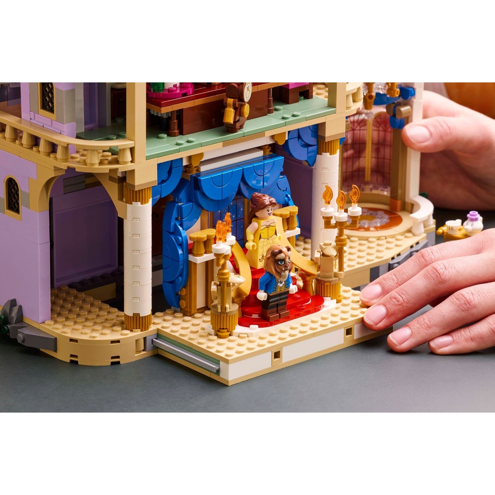 LEGO Belle en het Beest kasteel - 43263