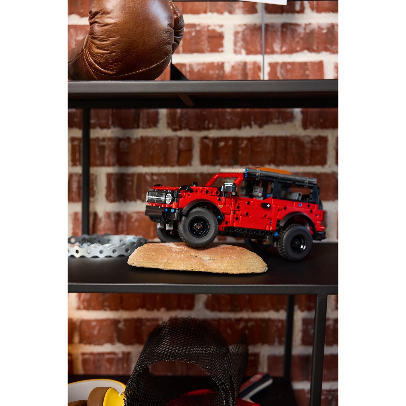 LEGO Ford Bronco® SUV - 42213
