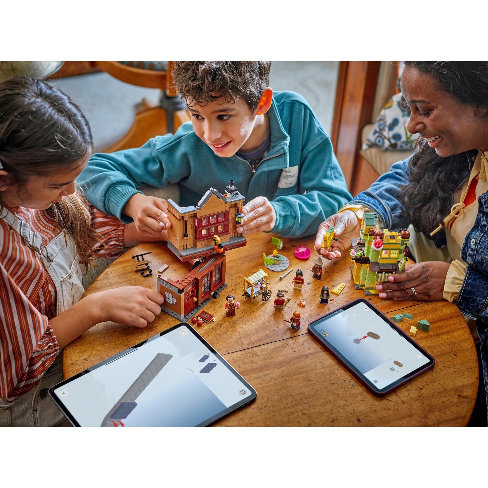 LEGO Zwik & Zwachtels Zwerkbalpaleis en ijssalon - 76452
