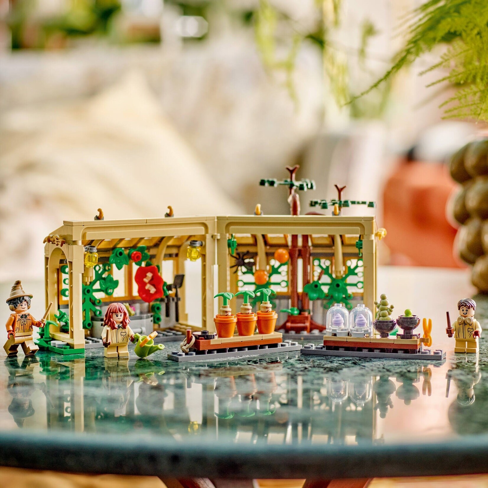 LEGO Kasteel Zweinstein™: Kruidenkundeles - 76445
