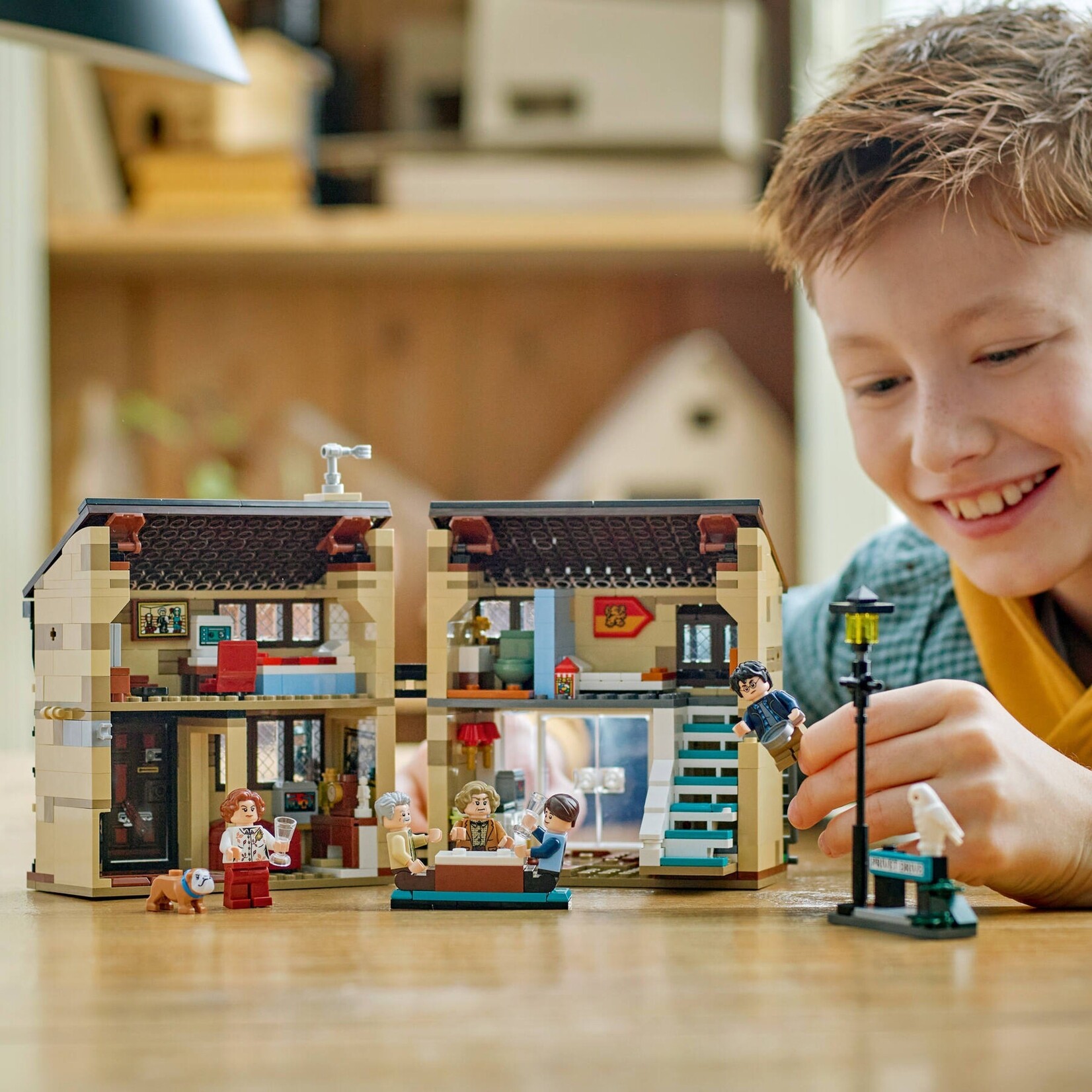 LEGO Ligusterlaan: bezoek van tante Margot - 76451
