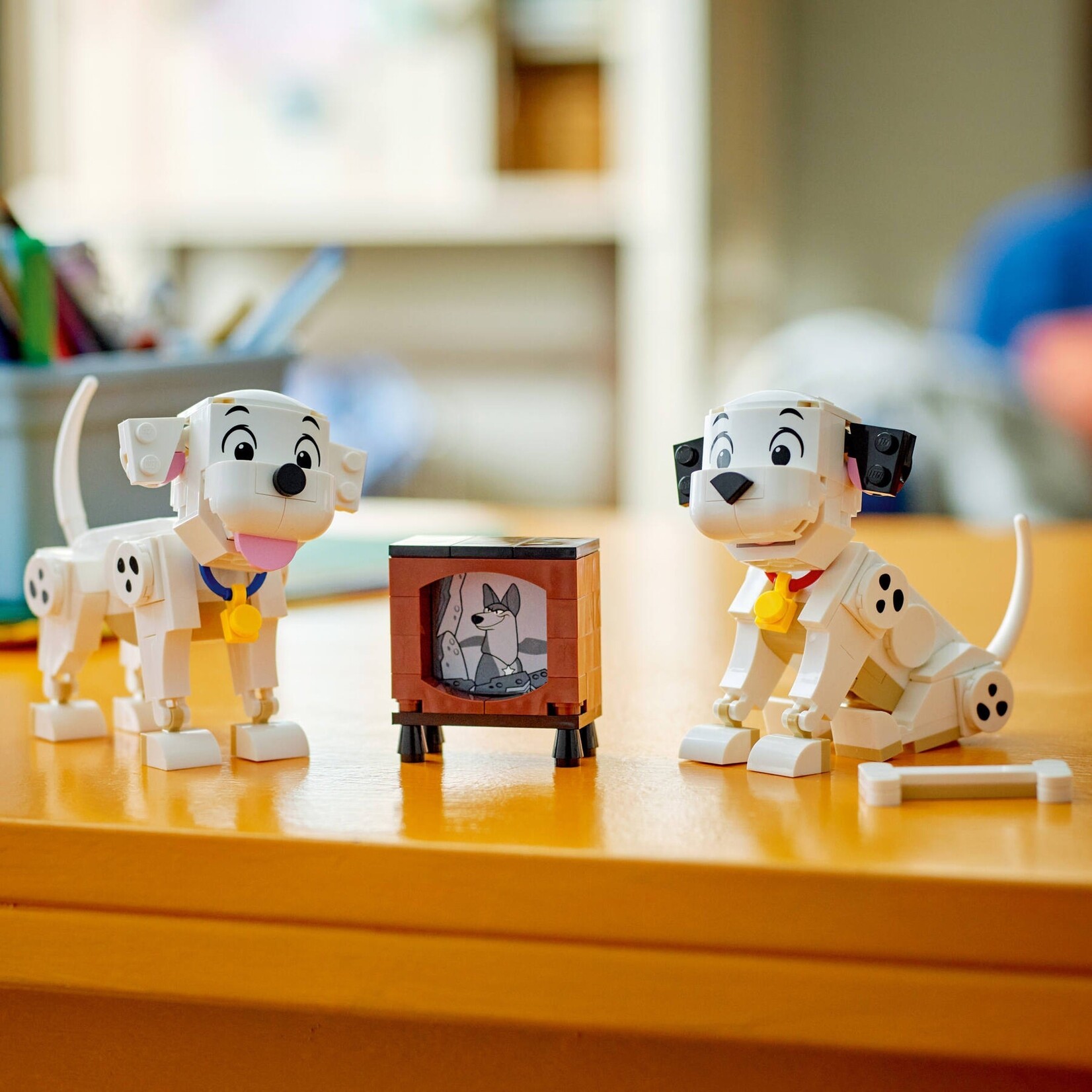 LEGO Lucky en Penny uit 101 Dalmatiërs - 43271