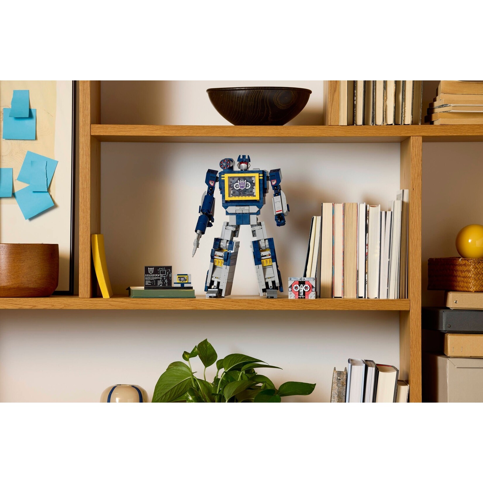 LEGO Soundwave - 10358