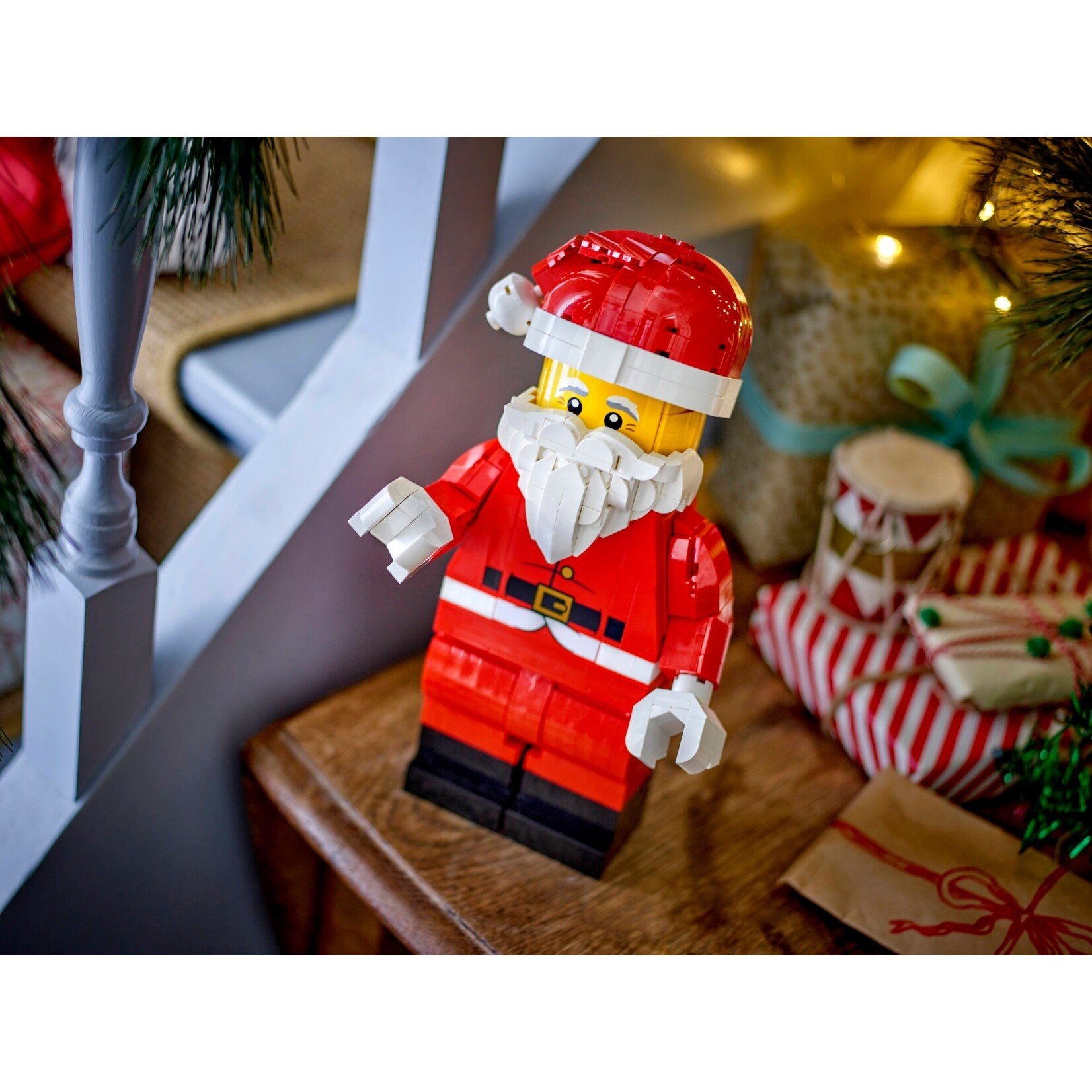 LEGO Grote minifiguur van de Kerstman - 40820