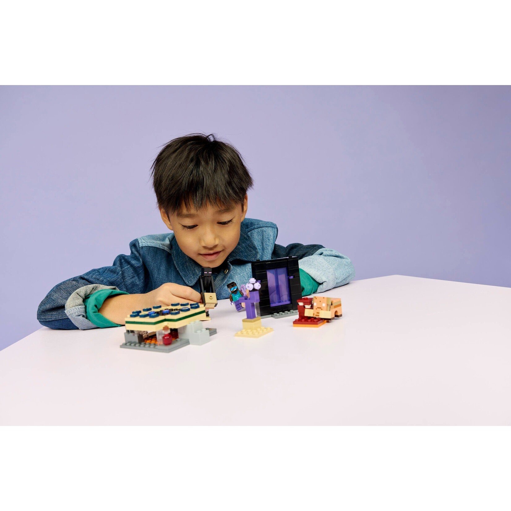 LEGO Reis naar de Nether en het End-portaal - 21584