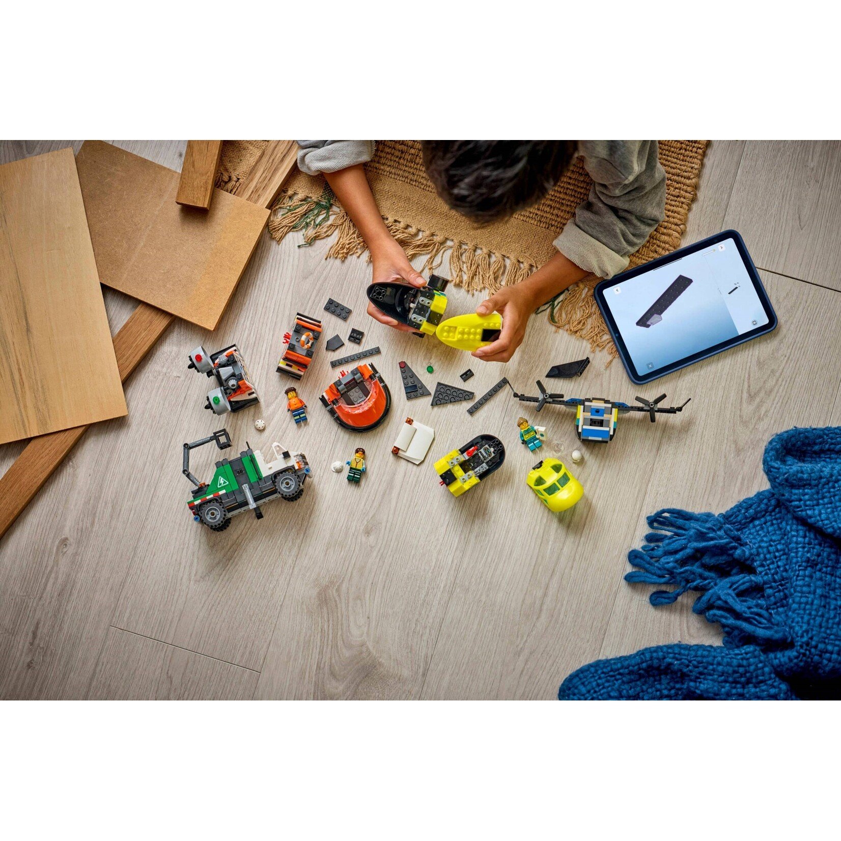 LEGO Vliegtuig, servicewagen en hovercraft remix - 60505