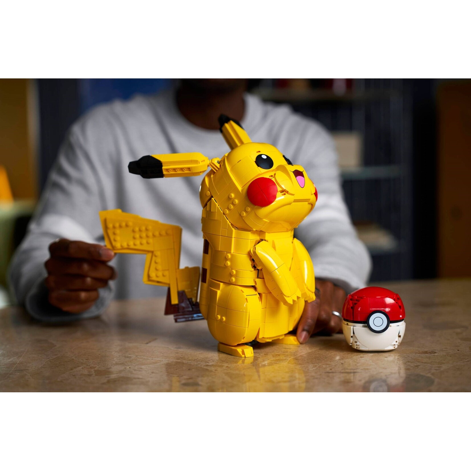 LEGO Pikachu en Pokéball - 72152